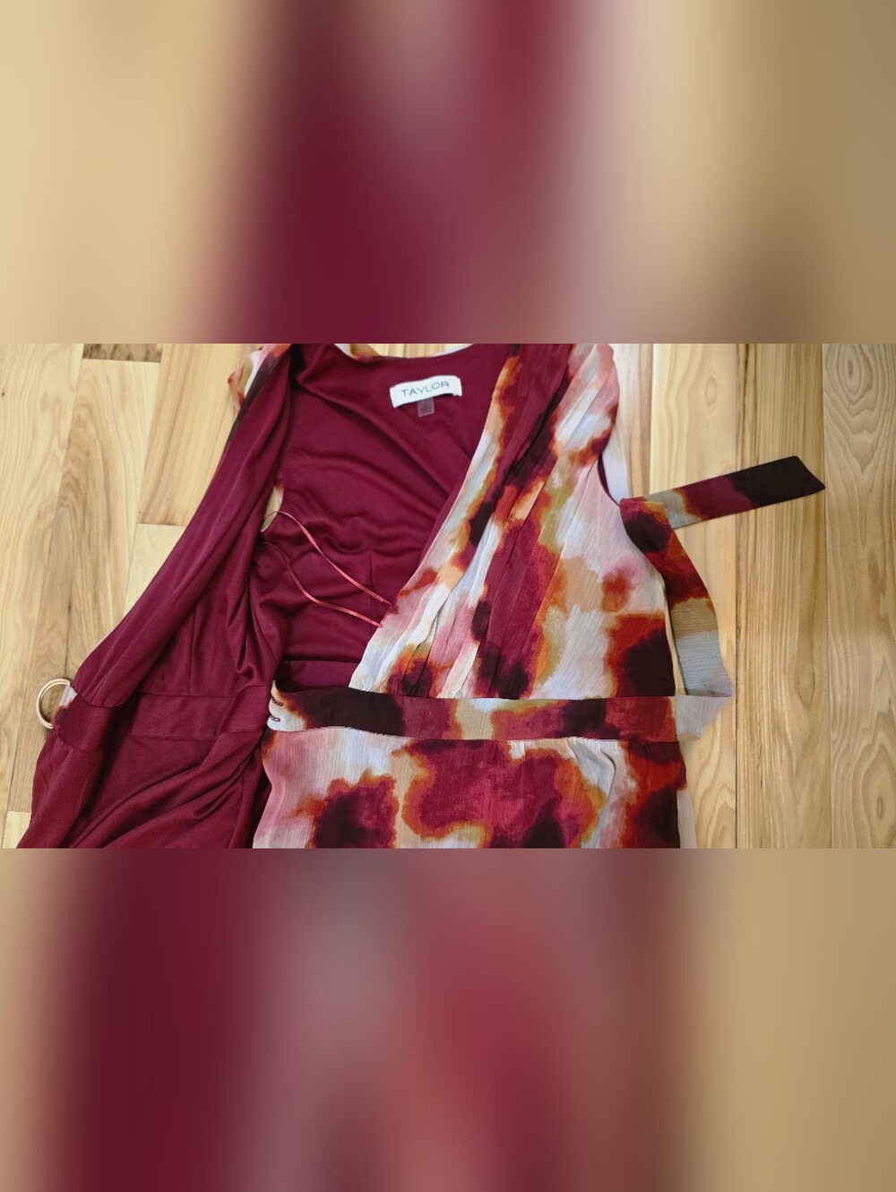Taylor Sleeveless V-Neck Tie-Detailed Dress in Burgundy & Blush, L - Picture 12 of 16